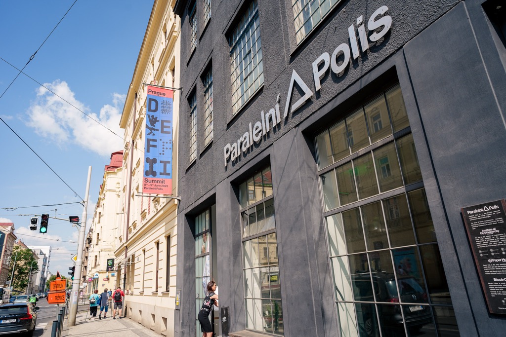 Prague Defi Summit Gallery Image 3