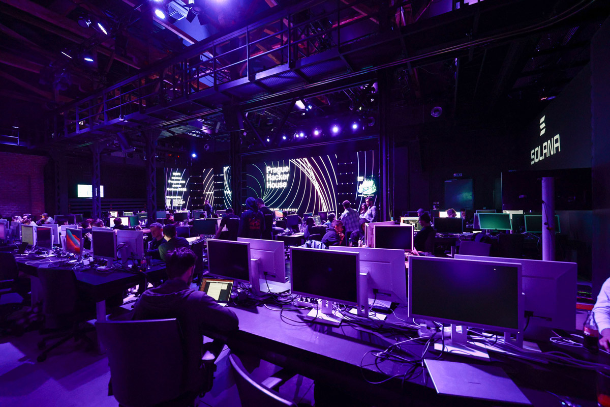 Solana Hackerhouse Event